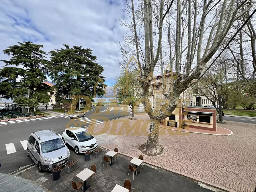 Immagine 20 di Trilocale in vendita  in Piazza Garibaldi 10 a Luino