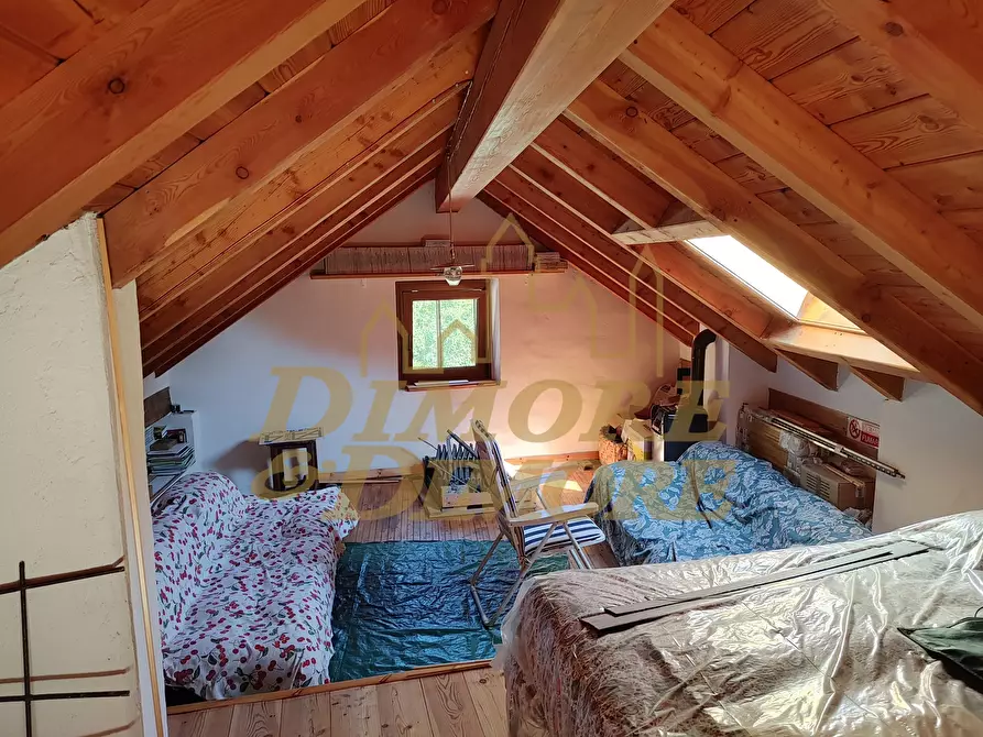 Immagine 2 di Baita in vendita  in Via Giulio Pastore 7 a Aurano