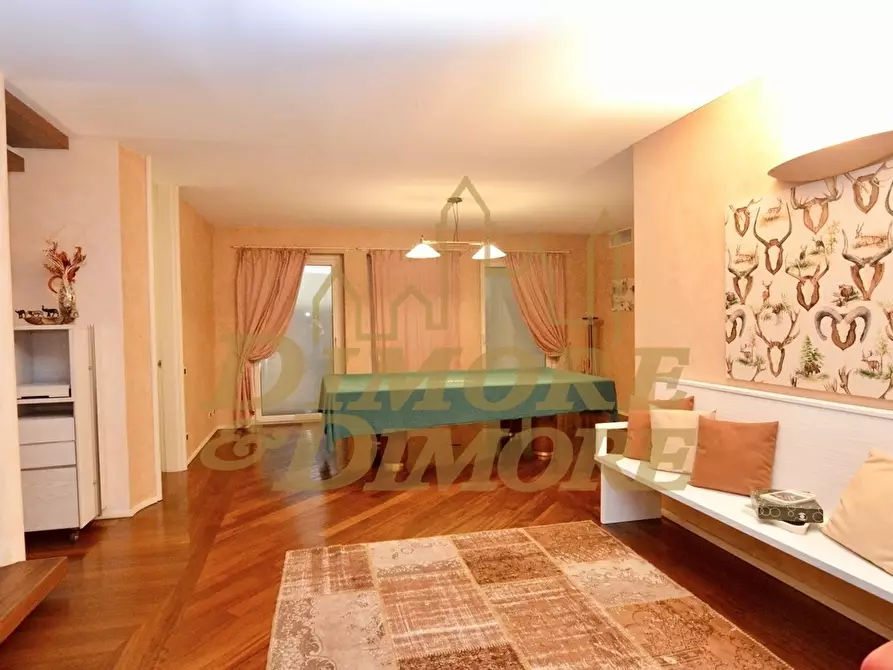 Immagine 29 di Villa in vendita  a Ranco