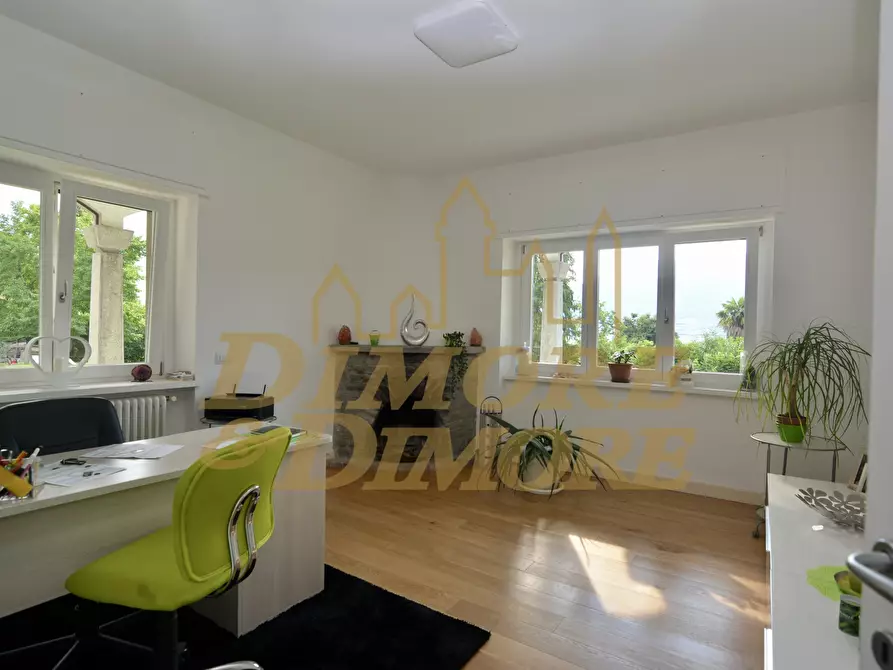 Immagine 20 di Villa in vendita  in Via Portovaltravaglia 39 a Brezzo Di Bedero