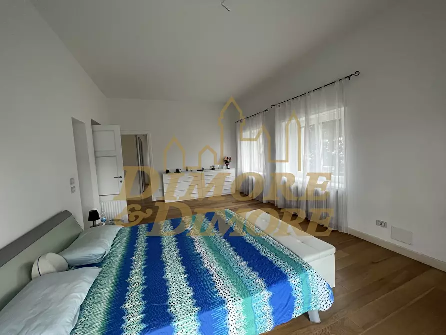 Immagine 35 di Villa in vendita  in Via Portovaltravaglia 39 a Brezzo Di Bedero