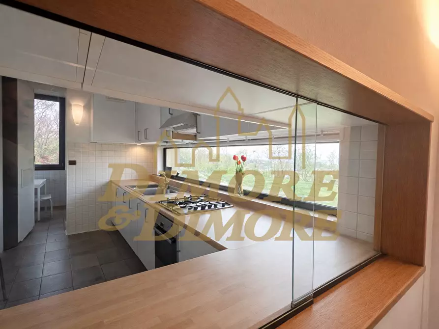 Immagine 15 di Villa in vendita  in Via Libertà 59 a Morazzone
