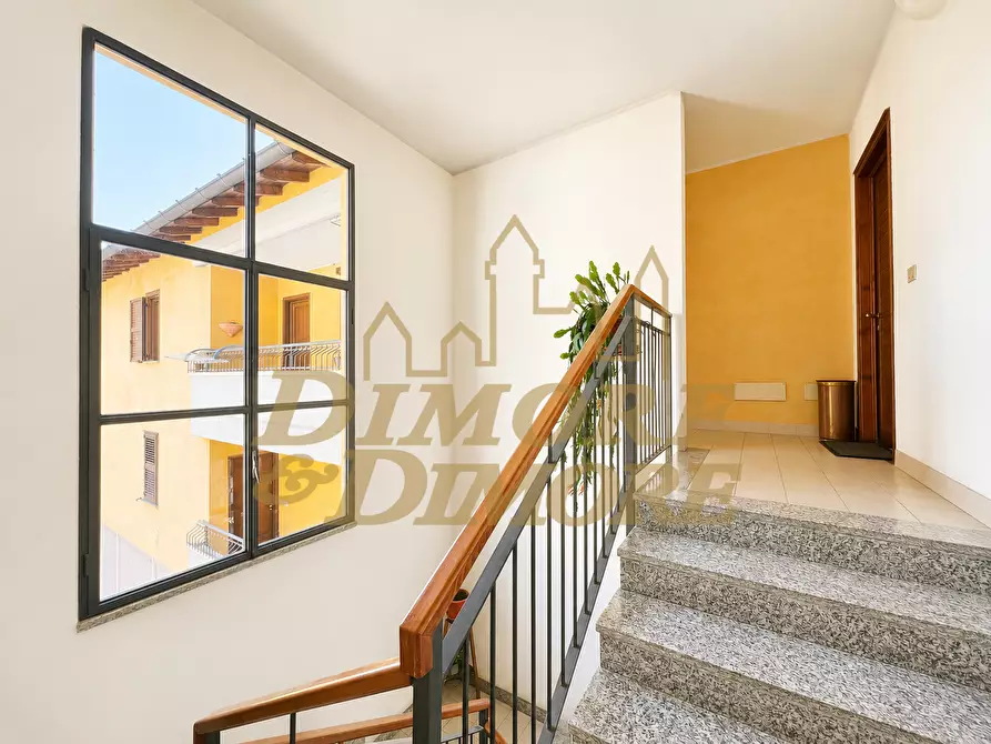 Immagine 27 di Appartamento in vendita  in Viale Garibaldi 19 a Maccagno Con Pino E Veddasca