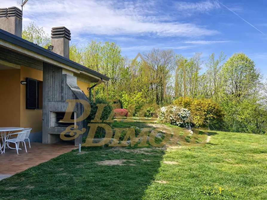 Immagine 49 di Villa in vendita  in Via Libertà 59 a Morazzone