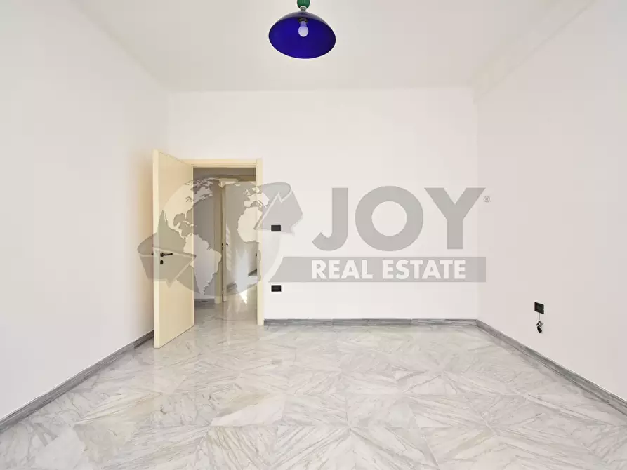 Immagine 27 di Appartamento in vendita  in Viale Aldo Moro 95 a Brindisi