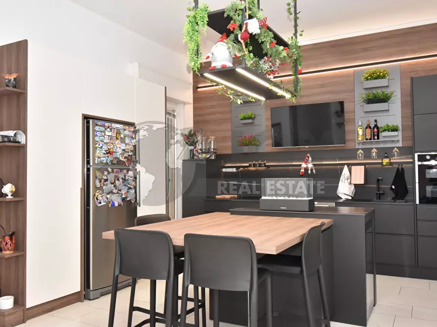 Immagine 1 di Appartamento in vendita  in Via Raffaello a Monteroni Di Lecce