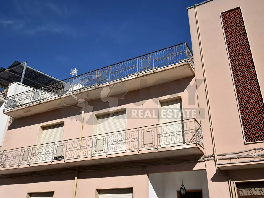 Immagine 18 di Appartamento in vendita  in via maremonti 50 a Campi Salentina