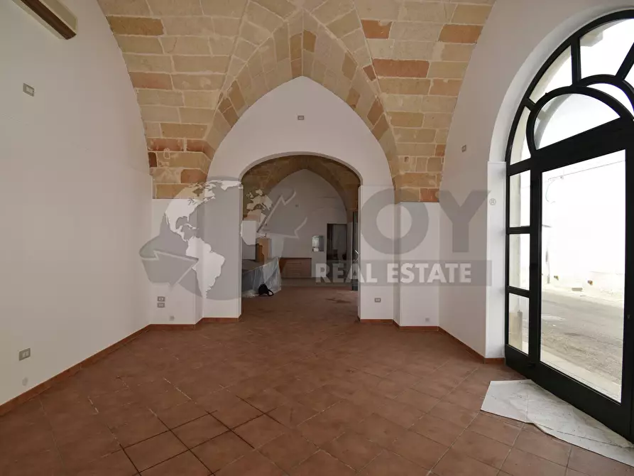 Immagine 7 di Locale commerciale in affitto  in Via Piave 3 a Copertino