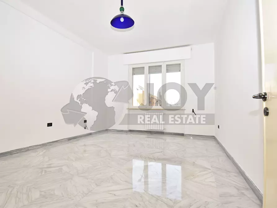 Immagine 48 di Appartamento in vendita  in Viale Aldo Moro 95 a Brindisi