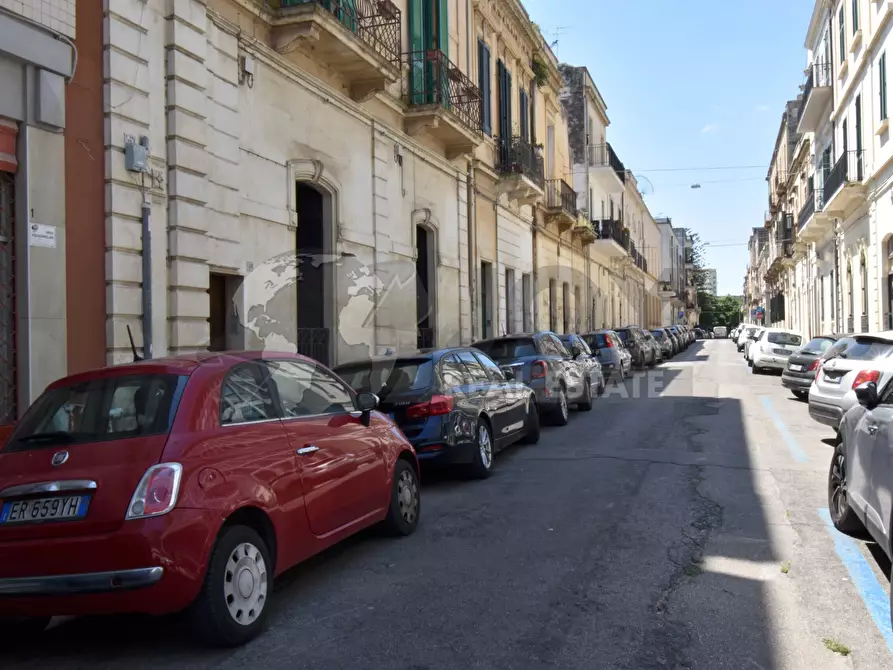Immagine 33 di Locale commerciale in vendita  in Via g. Candido 1 a Lecce