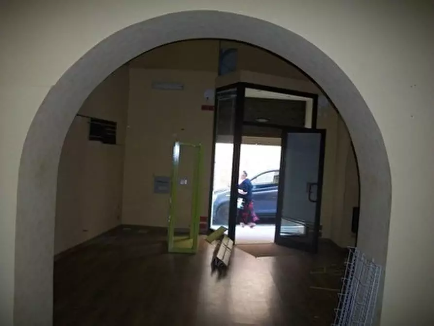Immagine 11 di Locale commerciale in affitto  in CORSO ROMA a Lanciano