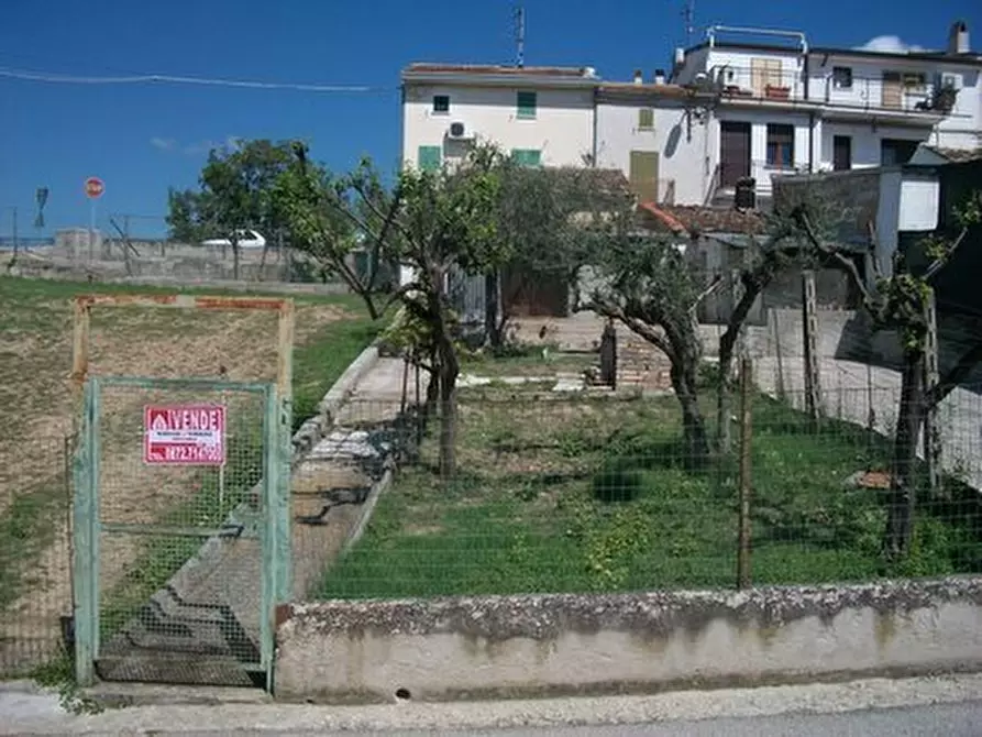 Immagine 4 di Porzione di casa in vendita  in VIA DEI PICENI a Castel Frentano