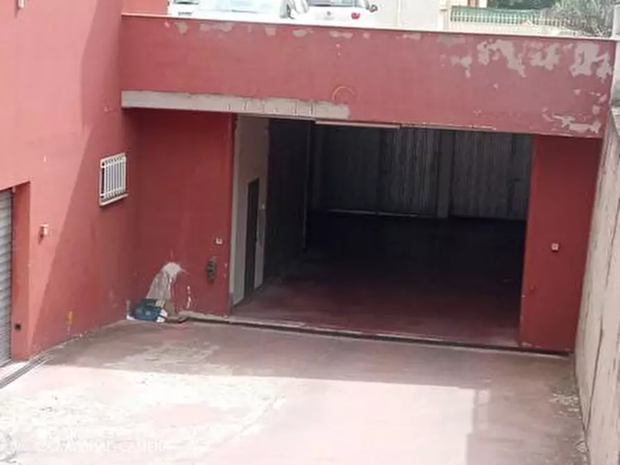 Immagine 9 di Magazzino in vendita  in VIA MARTIRI VI OTTOBRE a Lanciano