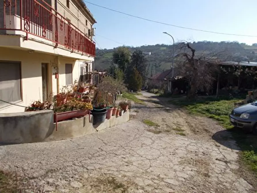 Immagine 9 di Porzione di casa in vendita  in CONTRADA NASUTI a Lanciano
