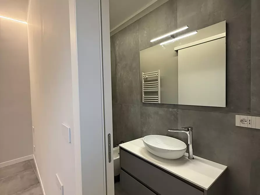 Immagine 19 di Quadrilocale in vendita  in Via Dante a Alassio