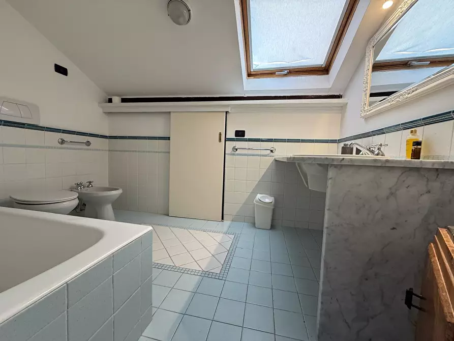 Immagine 32 di Porzione di casa in affitto  in Corso Dante Alighieri 216 a Alassio