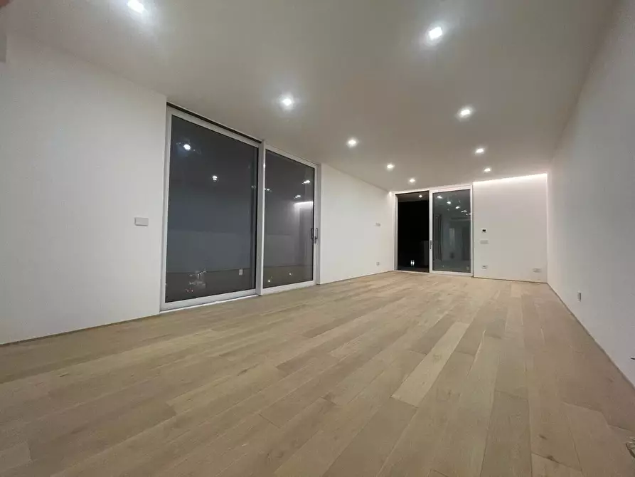 Immagine 16 di Trilocale in vendita  in vicino stazione a Alassio