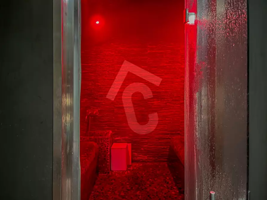 Immagine 14 di Attività commerciale in vendita  a Castelplanio