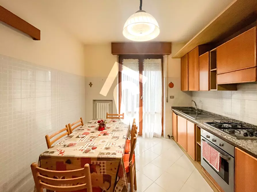 Immagine 3 di Appartamento in vendita  a Jesi