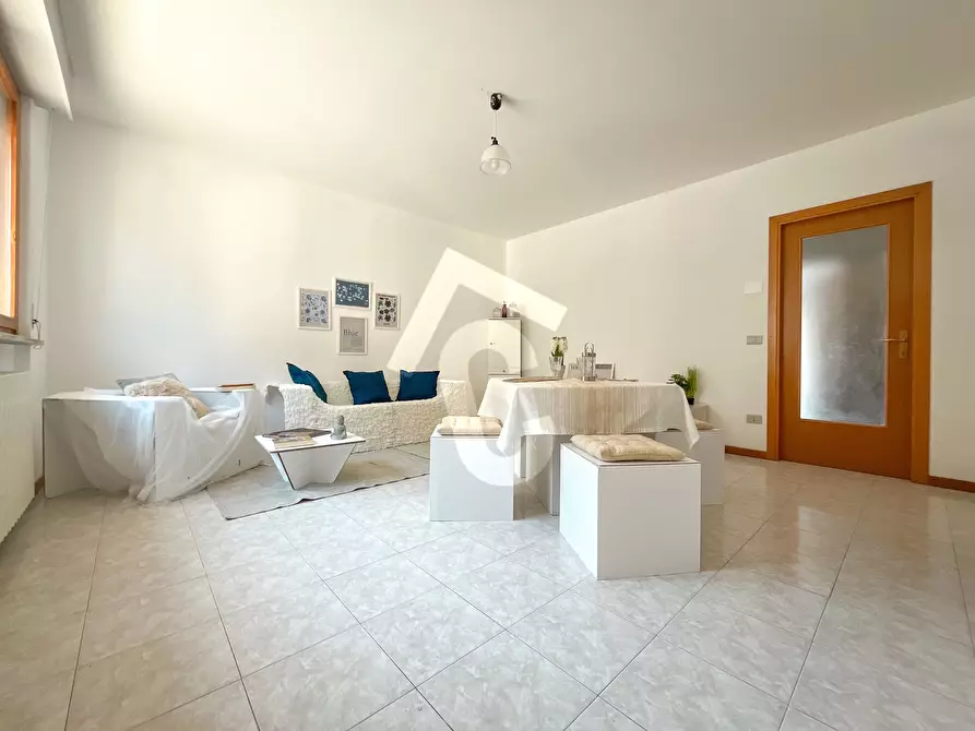 Immagine 9 di Appartamento in vendita  a Jesi