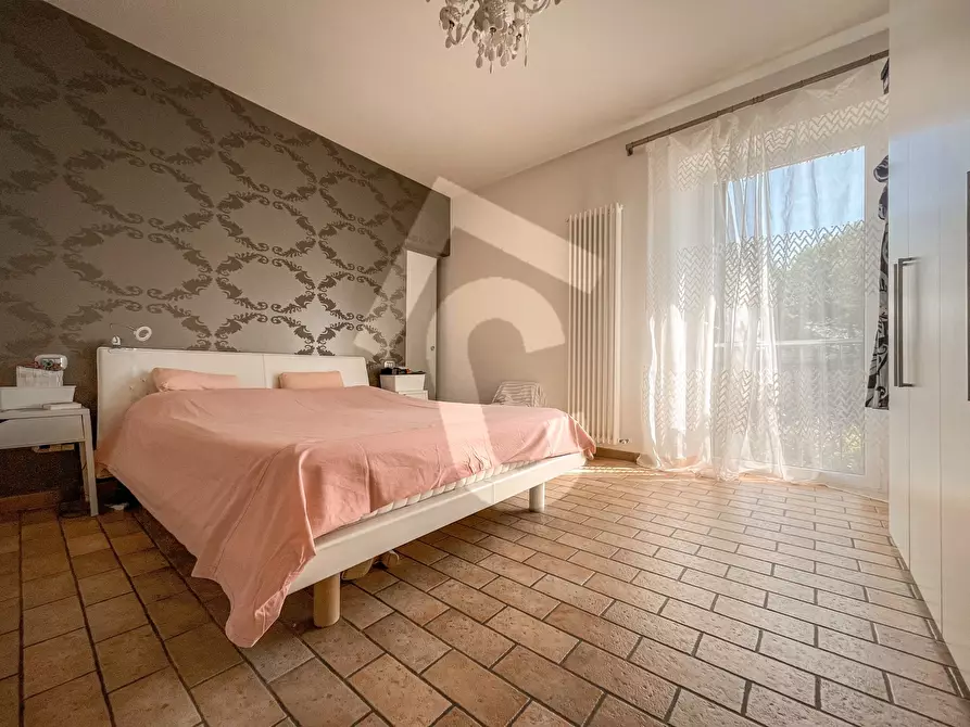 Immagine 10 di Appartamento in vendita  a Jesi