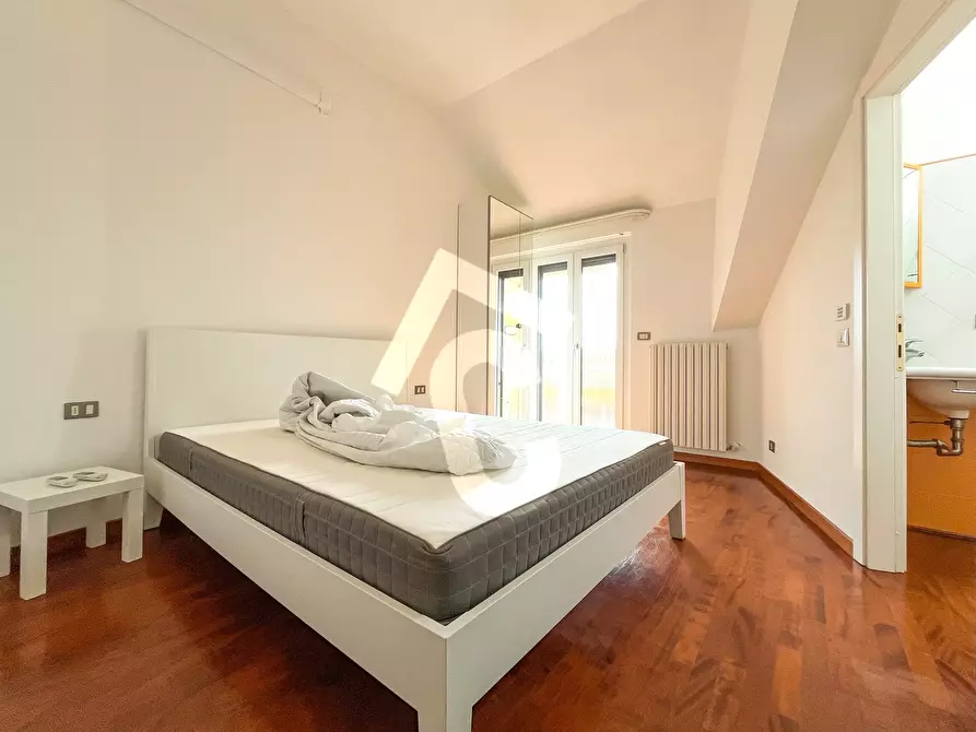 Immagine 16 di Trilocale in affitto  a Jesi