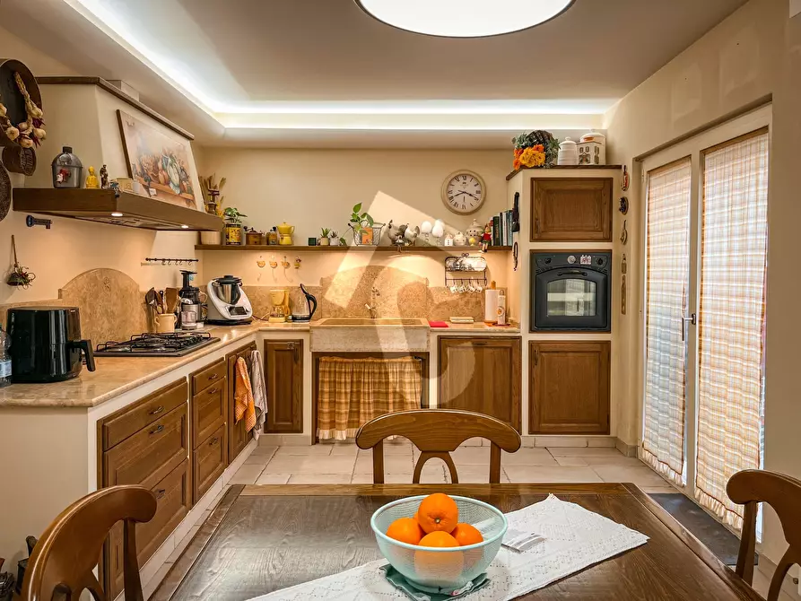 Immagine 17 di Appartamento in vendita  a Jesi