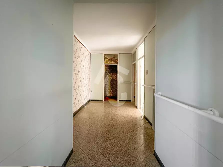 Immagine 12 di Appartamento in vendita  a Jesi