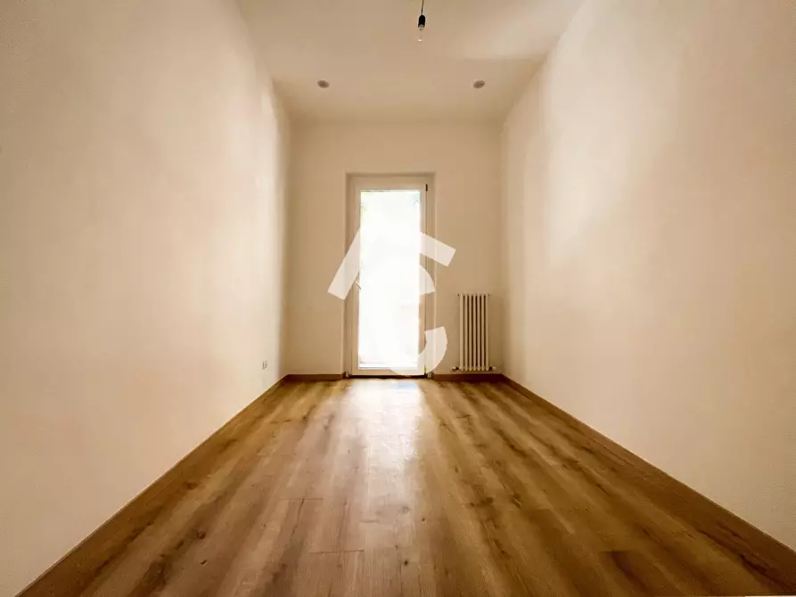 Immagine 7 di Trilocale in vendita  a Jesi