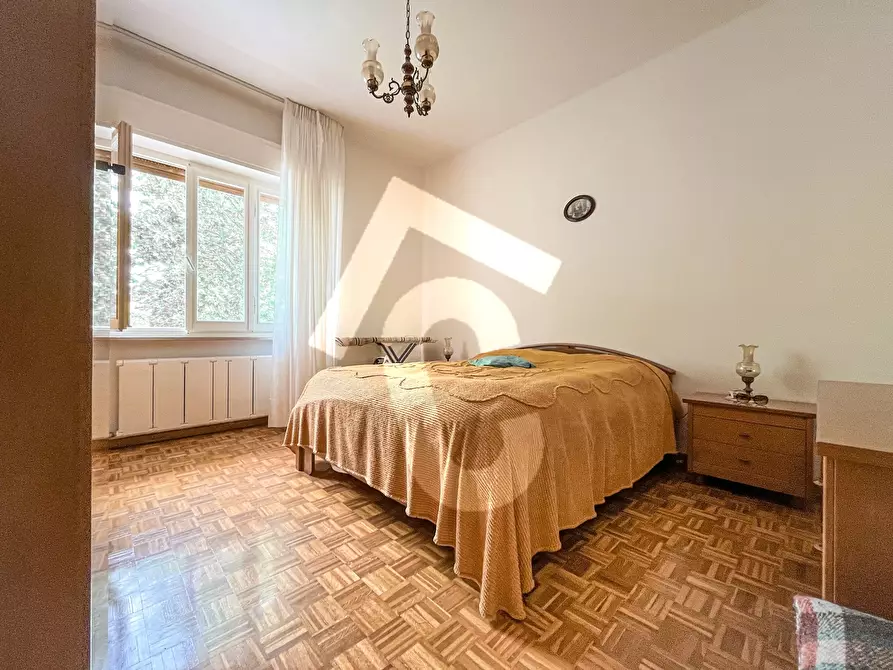 Immagine 10 di Pentalocale in vendita  a Jesi