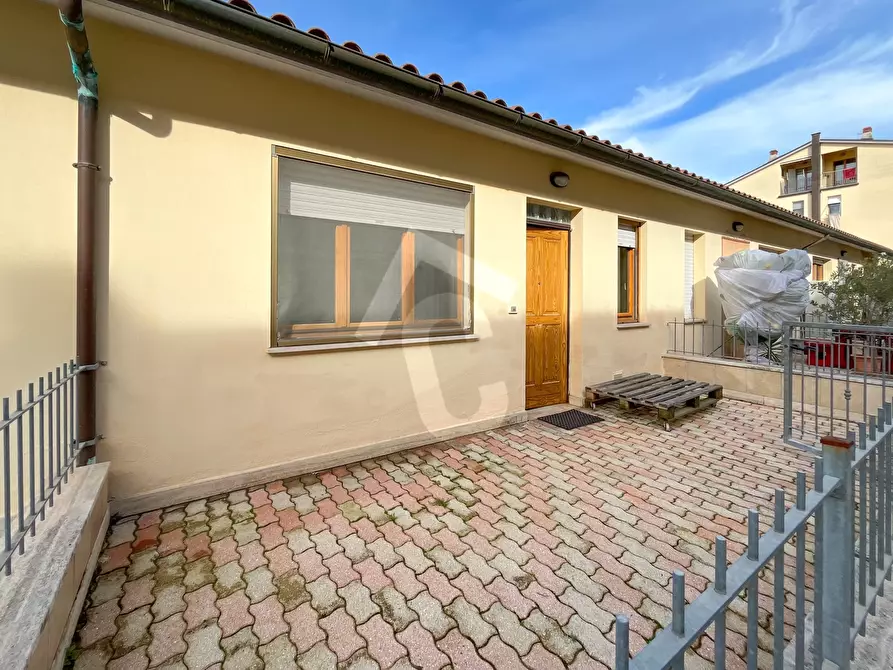 Immagine 2 di Appartamento in vendita  a Jesi