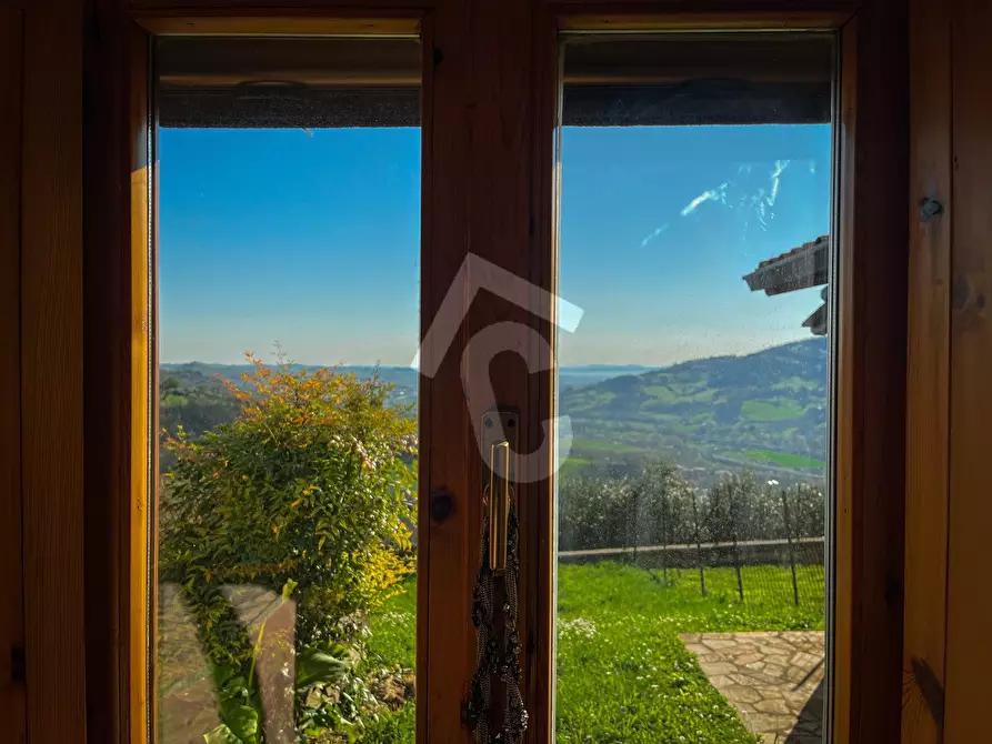 Immagine 40 di Rustico / casale in vendita  a Rosora