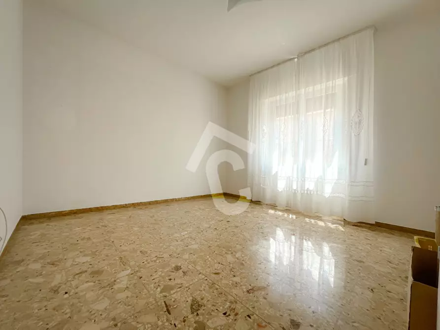 Immagine 10 di Appartamento in vendita  a Jesi