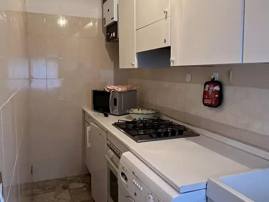 Immagine 4 di Bilocale in affitto  in Via Bardineto a Finale Ligure