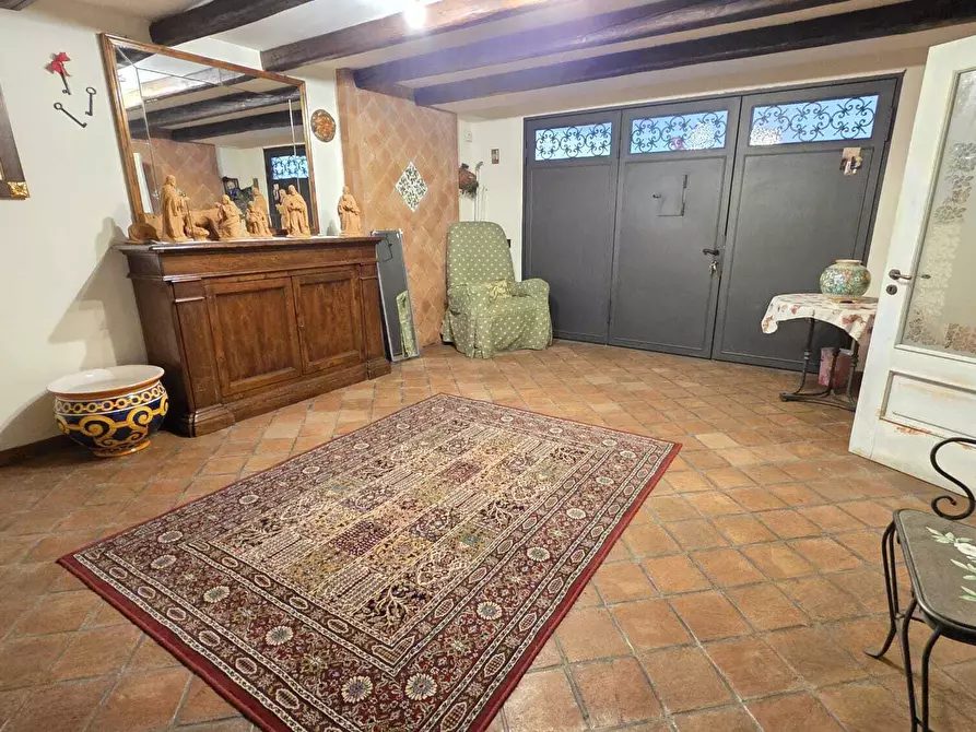 Immagine 31 di Villa in vendita  a Aci Castello