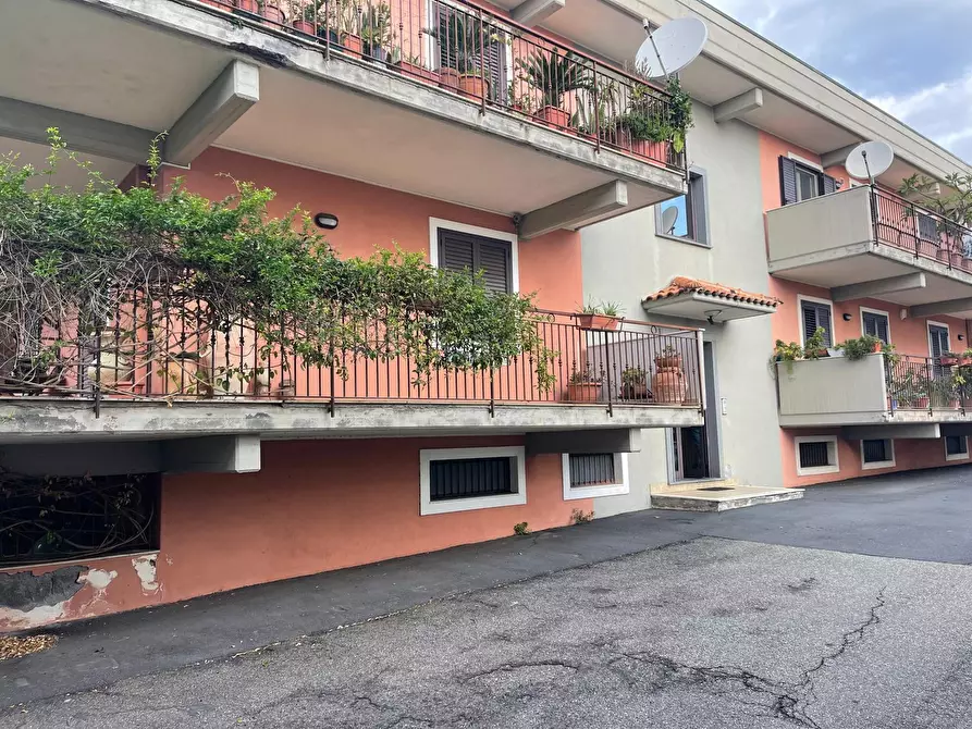 Immagine 1 di Appartamento in vendita  a Giarre