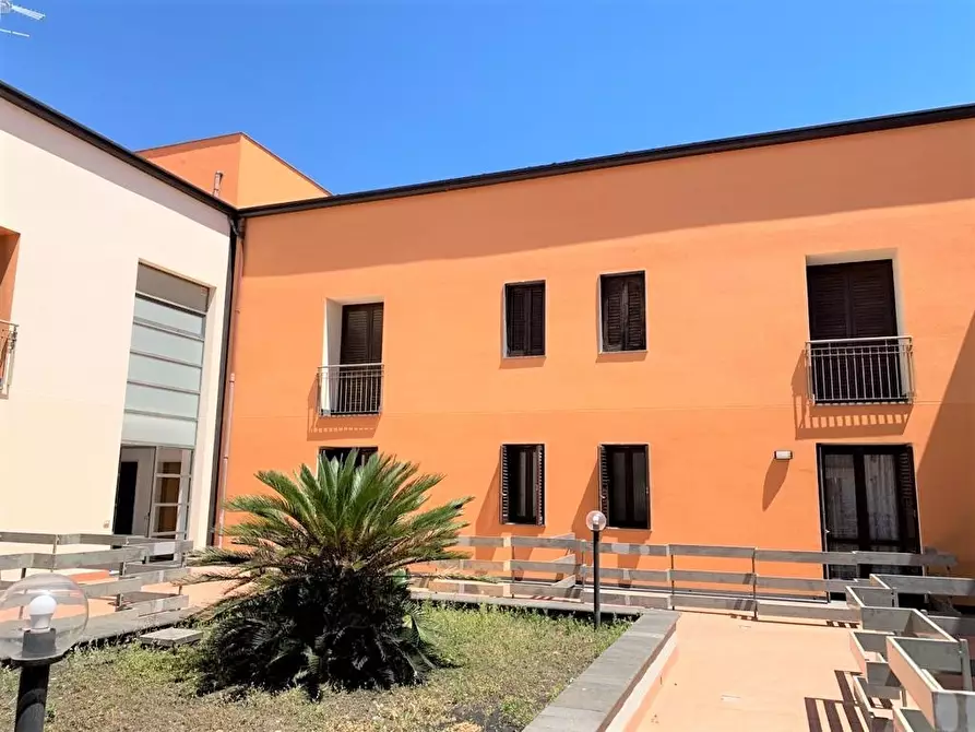 Immagine 15 di Appartamento in vendita  a Acireale