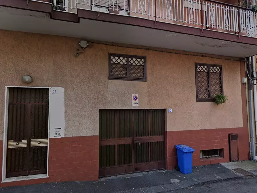 Immagine 1 di Capannone industriale in vendita  a Gravina Di Catania