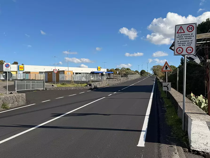 Immagine 17 di Terreno agricolo in vendita  a Nicolosi