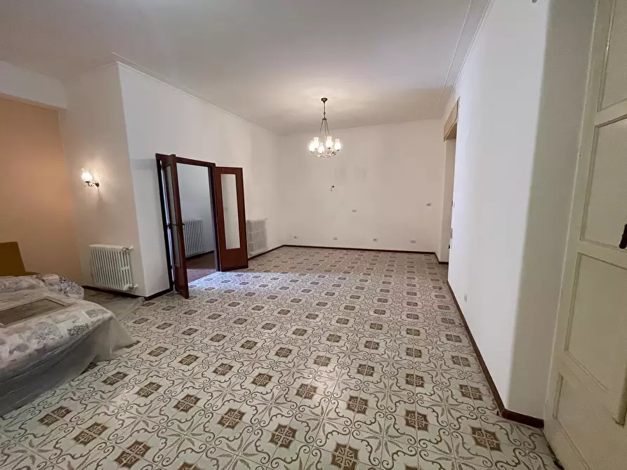 Immagine 13 di Villa in vendita  a Pedara