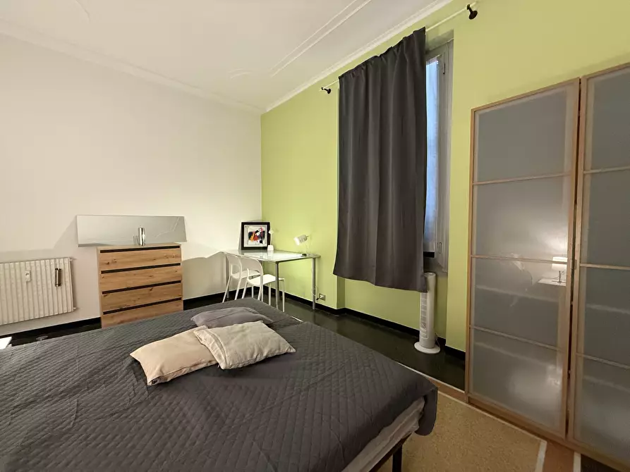 Immagine 28 di Pentalocale in vendita  in Via Fieschi a Genova