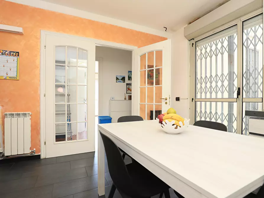 Immagine 11 di Appartamento in vendita  in Via Val Trebbia a Genova