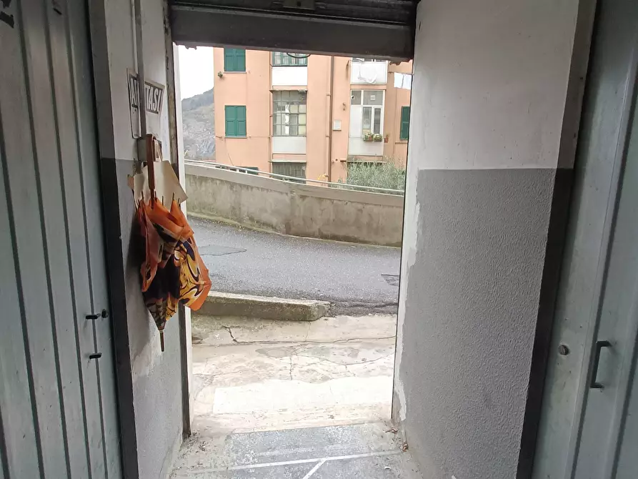 Immagine 37 di Bilocale in vendita  in Via Mantova 15 a Genova