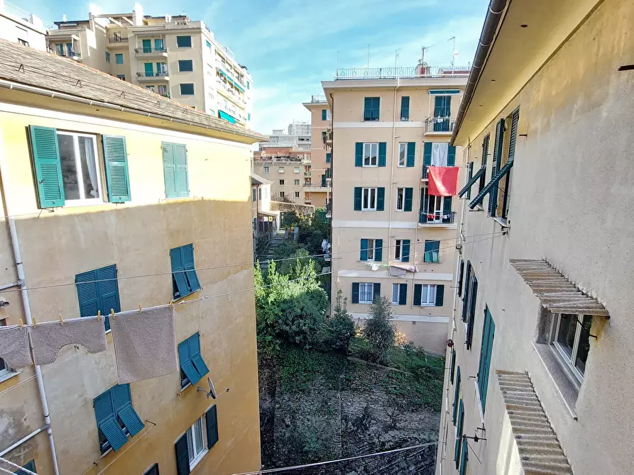 Immagine 29 di Trilocale in vendita  in Corso Luigi Andrea Martinetti a Genova