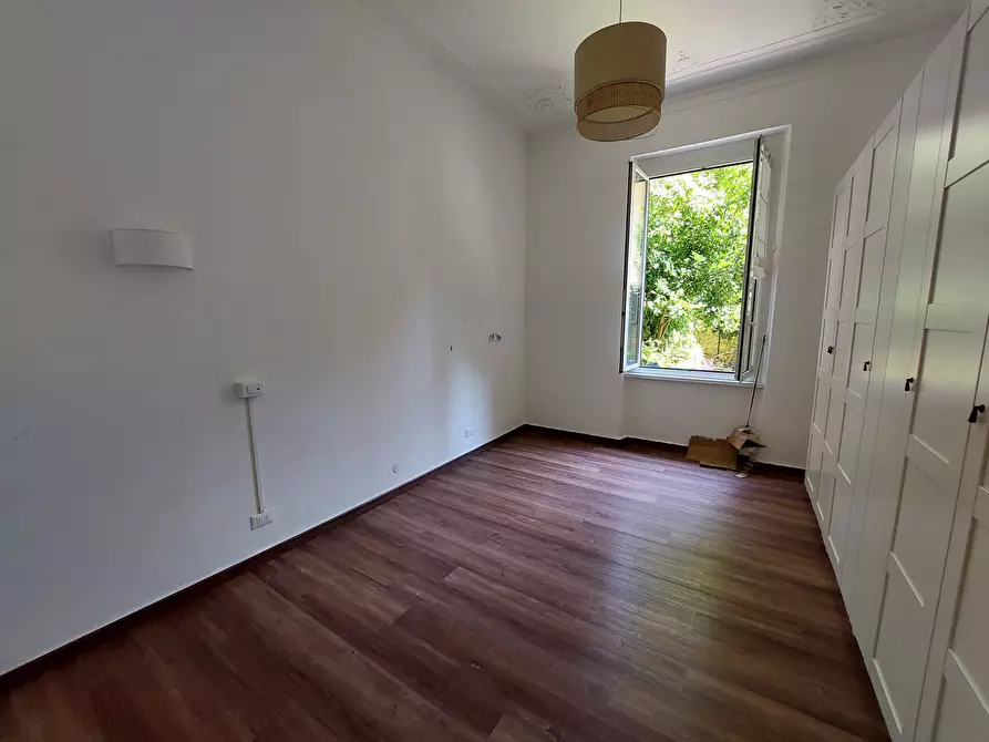 Immagine 4 di Trilocale in vendita  in Corso Magenta a Genova