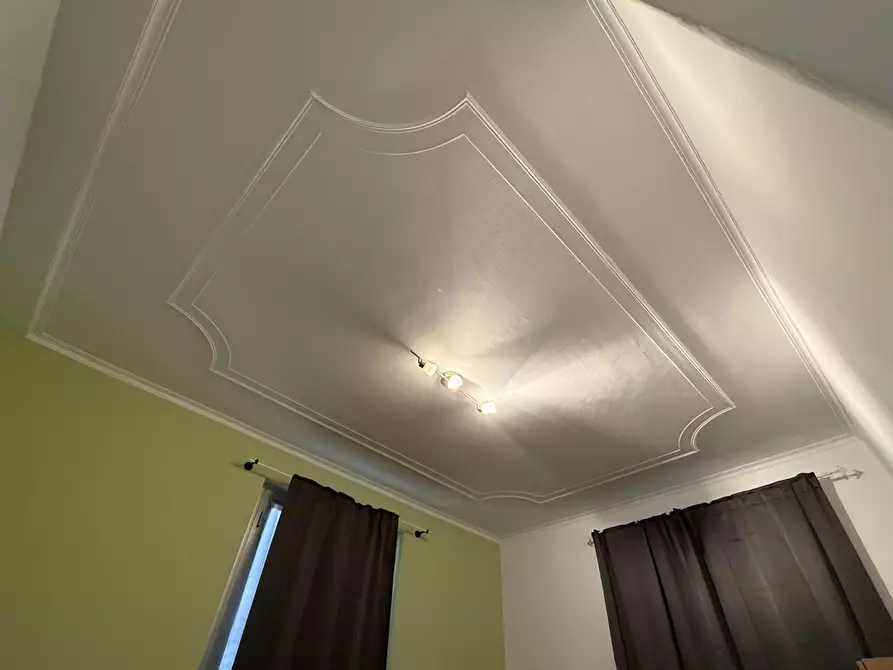 Immagine 24 di Pentalocale in vendita  in Via Fieschi a Genova