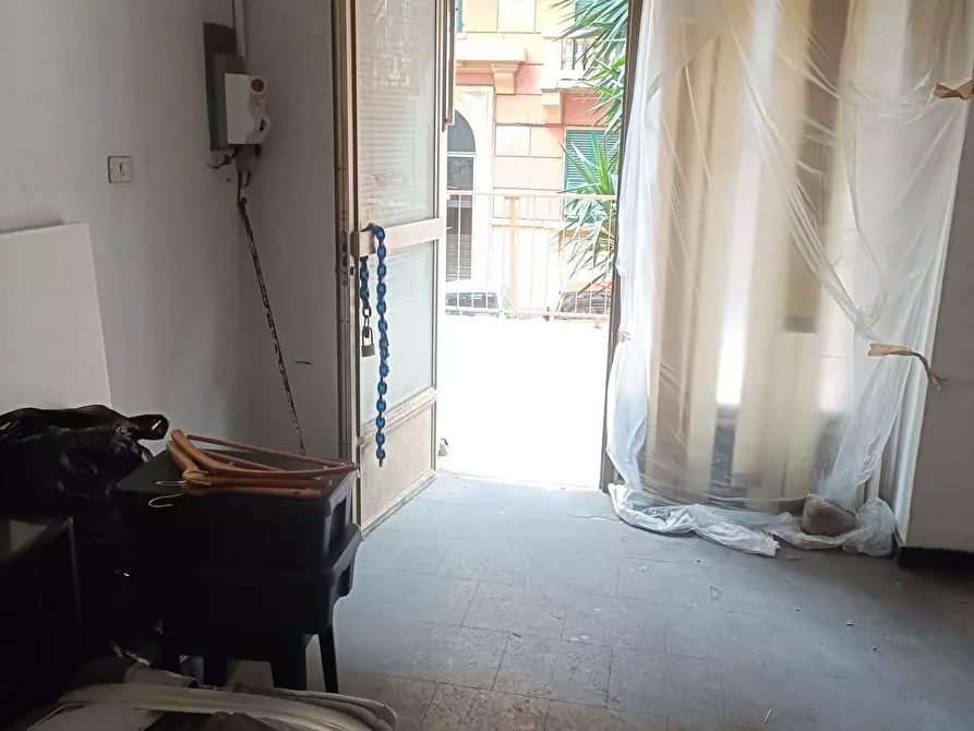 Immagine 1 di Locale commerciale in vendita  in Via dei Landi 1 a Genova