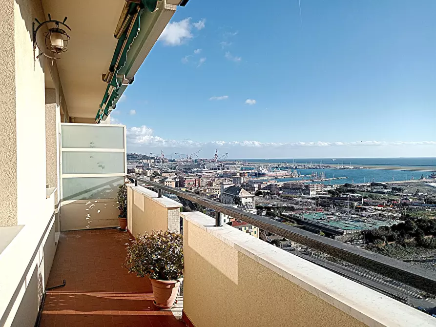 Immagine 12 di Trilocale in vendita  in Via Giovanni Opisso 183 a Genova