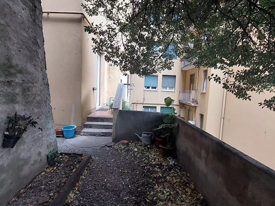 Immagine 25 di Trilocale in vendita  in Via Leonardo Montaldo 24 a Genova