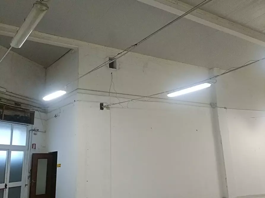 Immagine 14 di Capannone industriale in affitto  in Via Terpi 45 R a Genova